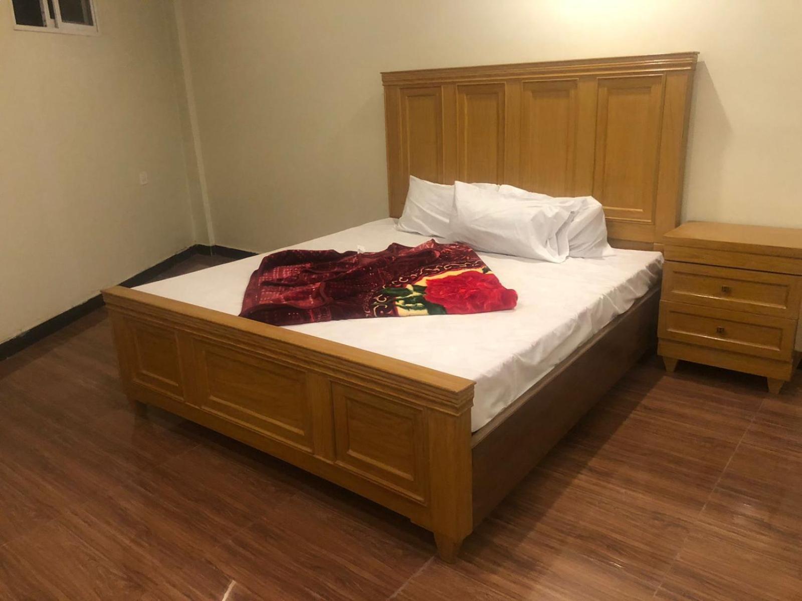 Al Buraq Hotel 이슬라마바드 외부 사진